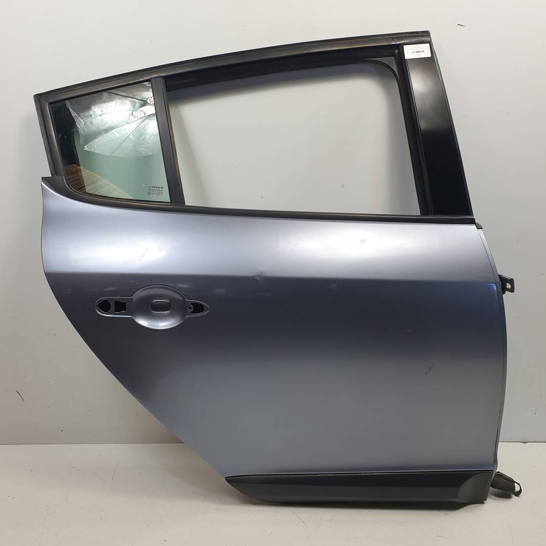 PUERTA TRASERA DERECHA - RENAULT - MEGANE III BERLINA 5P