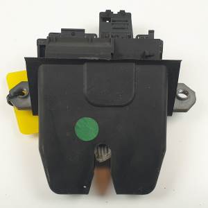CERRADURA MALETERO / PORTON 8M51R442A66CA FORD FOCUS LIM. (CB4) Autodesguaces Alicante