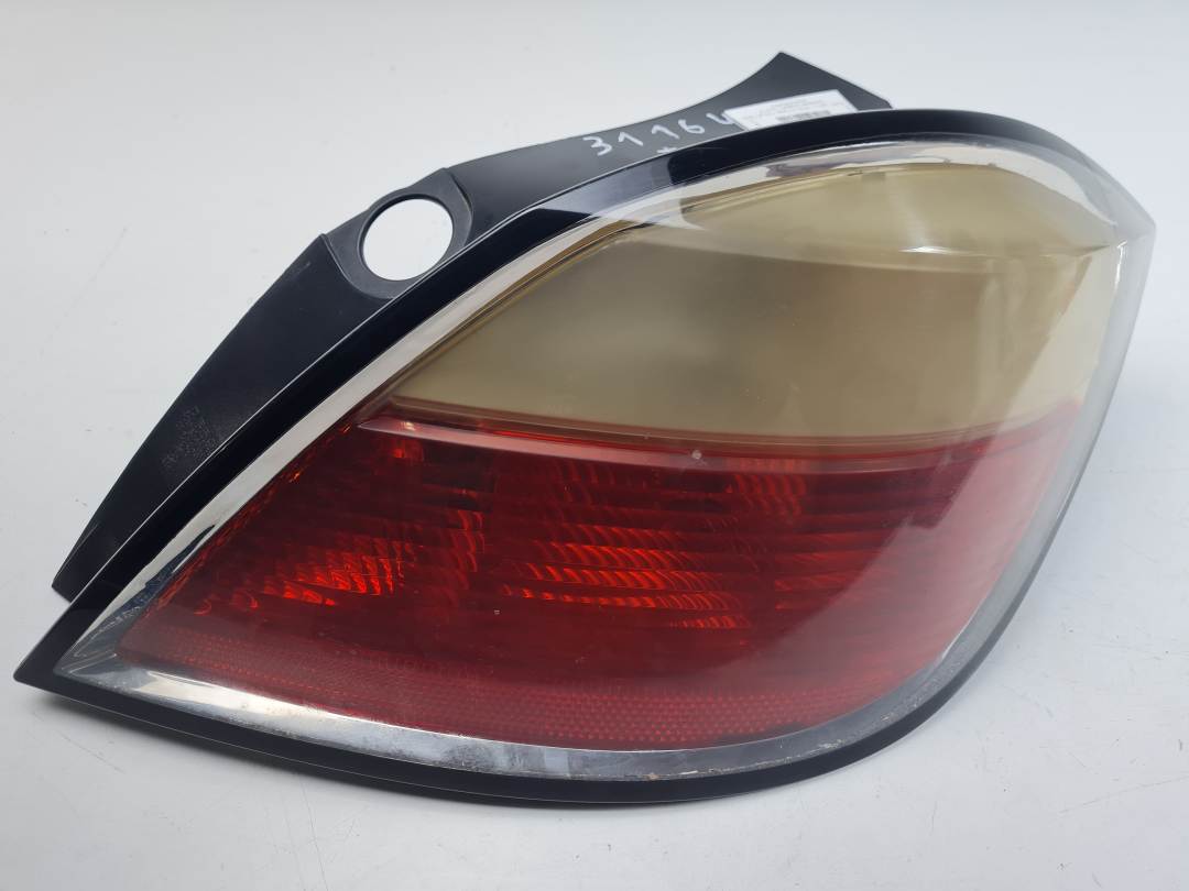 PILOTO TRASERO DERECHO - 154421936R - OPEL - ASTRA H BERLINA