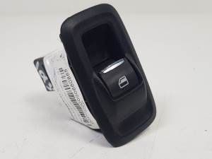 MANDO ELEVALUNAS TRASERO DERECHO GN1514529AA FORD ECOSPORT (CR6) Autodesguaces Alicante