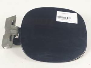 TAPA EXTERIOR COMBUSTIBLE MITSUBISHI OUTLANDER (CW0) Autodesguaces Alicante