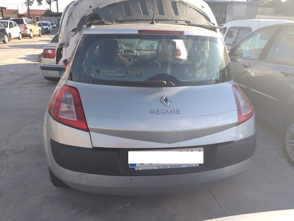 Imagen del vehículo RENAULT MEGANE II BERLINA 3P