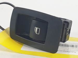 MANDO ELEVALUNAS TRASERO DERECHO 6945874 BMW SERIE 3 BERLINA (E90) Autodesguaces Alicante