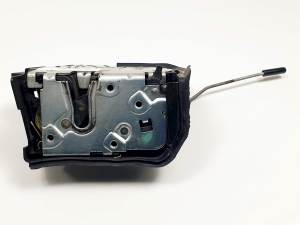 CERRADURA PUERTA TRASERA DERECHA BMW X5 (E53) Autodesguaces Alicante