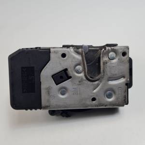 CERRADURA MALETERO / PORTON 8200282303 RENAULT TRAFIC CAJA CERRADA (AB 4.01) Autodesguaces Alicante
