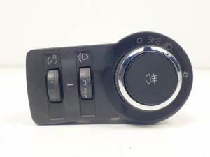 MANDO LUCES 13268697 OPEL ASTRA J LIM. Autodesguaces Alicante