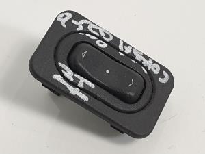 MANDO ELEVALUNAS DELANTERO DERECHO 24409207 OPEL CORSA C (F68) Autodesguaces Alicante