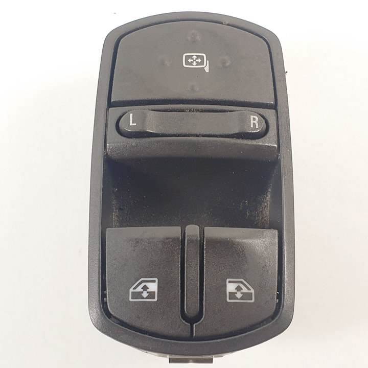 MANDO ELEVALUNAS DELANTERO IZQUIERDO - 13258521AA - OPEL - CORSA D