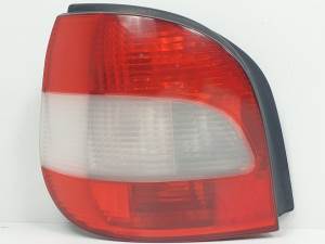 PILOTO TRASERO IZQUIERDO 7700428054 RENAULT SCENIC (JA..) Autodesguaces Alicante