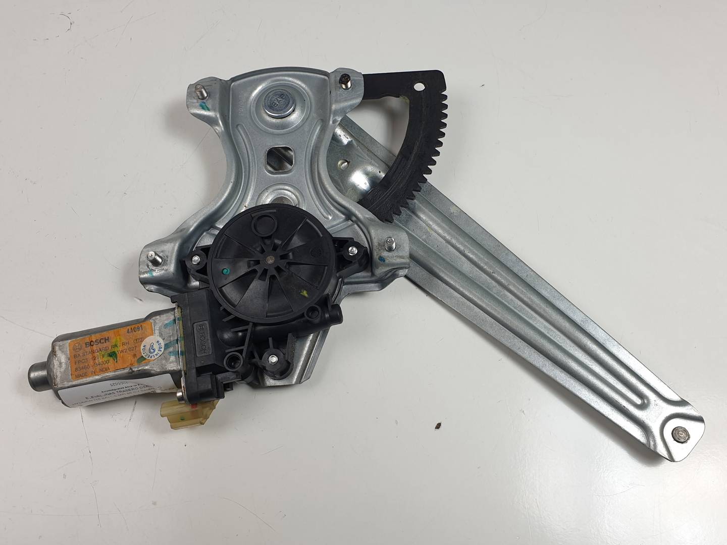 ELEVALUNAS TRASERO DERECHO - 83402B9010 - HYUNDAI - I10 (IA)