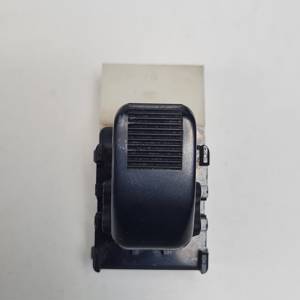 MANDO ELEVALUNAS DELANTERO DERECHO DAIHATSU TERIOS (J100) Autodesguaces Alicante