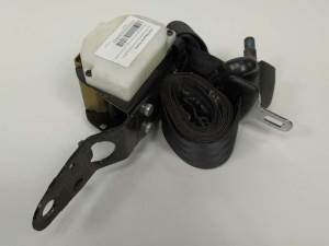 CINTURON SEGURIDAD DELANTERO IZQUIERDO CHRYSLER JEEP GR.CHEROKEE (WJ/WG) Autodesguaces Alicante