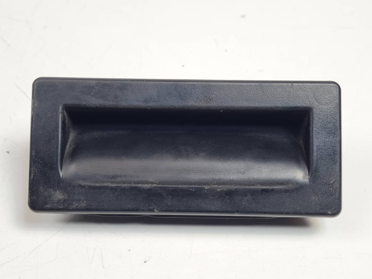 Heckklappengriff außen - 3V0827566 - VOLKSWAGEN - CADDY (2K,SA)