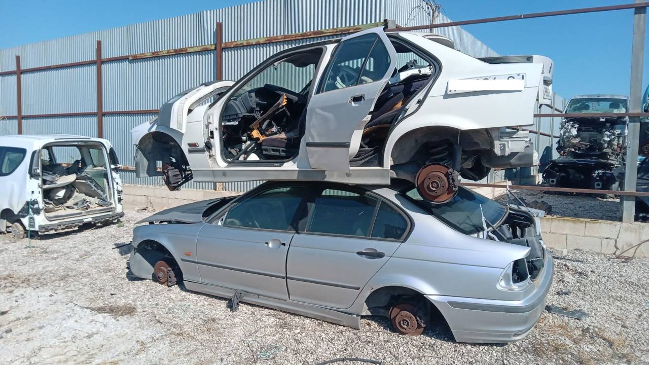 Imagen del vehículo BMW SERIE 3 BERLINA (E46)