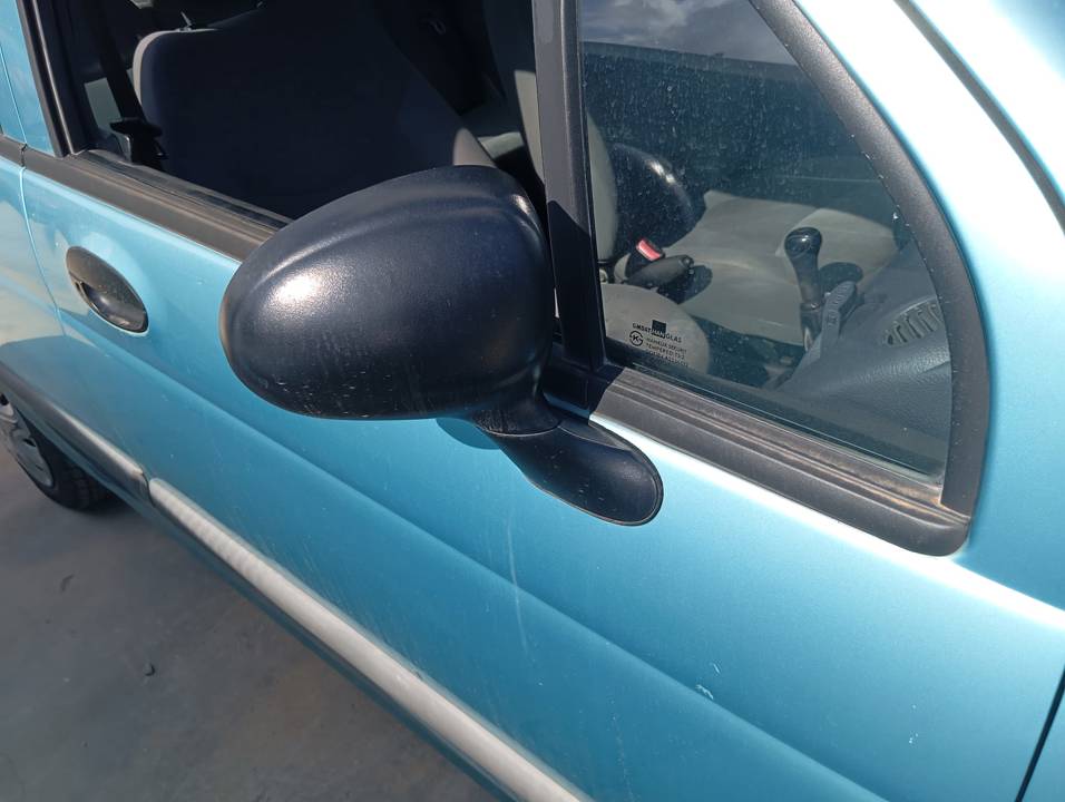 RETROVISOR DERECHO
