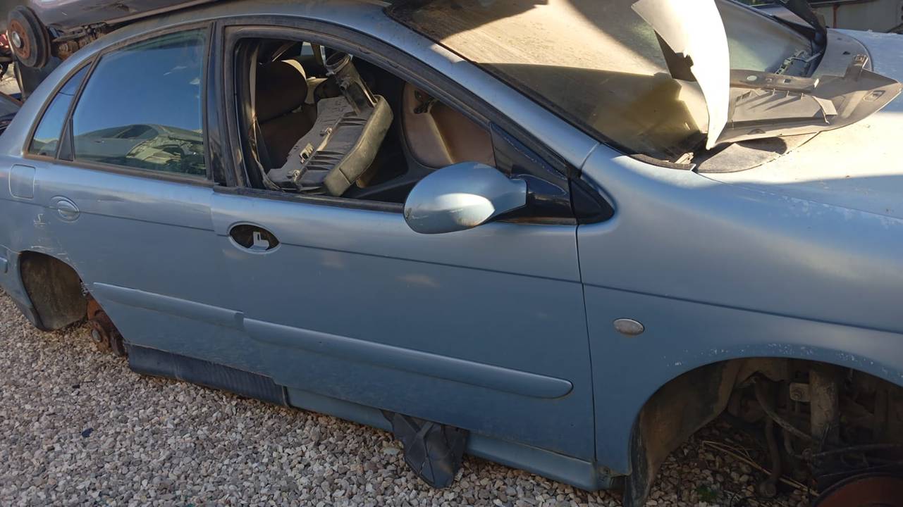 ELEVALUNAS TRASERO DERECHO