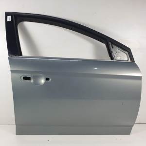 PUERTA DELANTERA DERECHA FORD MONDEO BER. (CA2) Autodesguaces Alicante