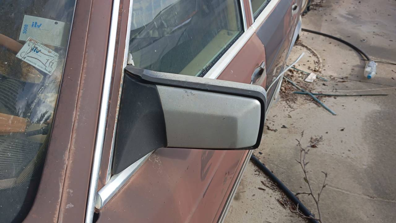 RETROVISOR IZQUIERDO