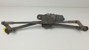 MOTOR LIMPIA DELANTERO 0390241702 FORD MONDEO BERLINA (GE) Autodesguaces Alicante