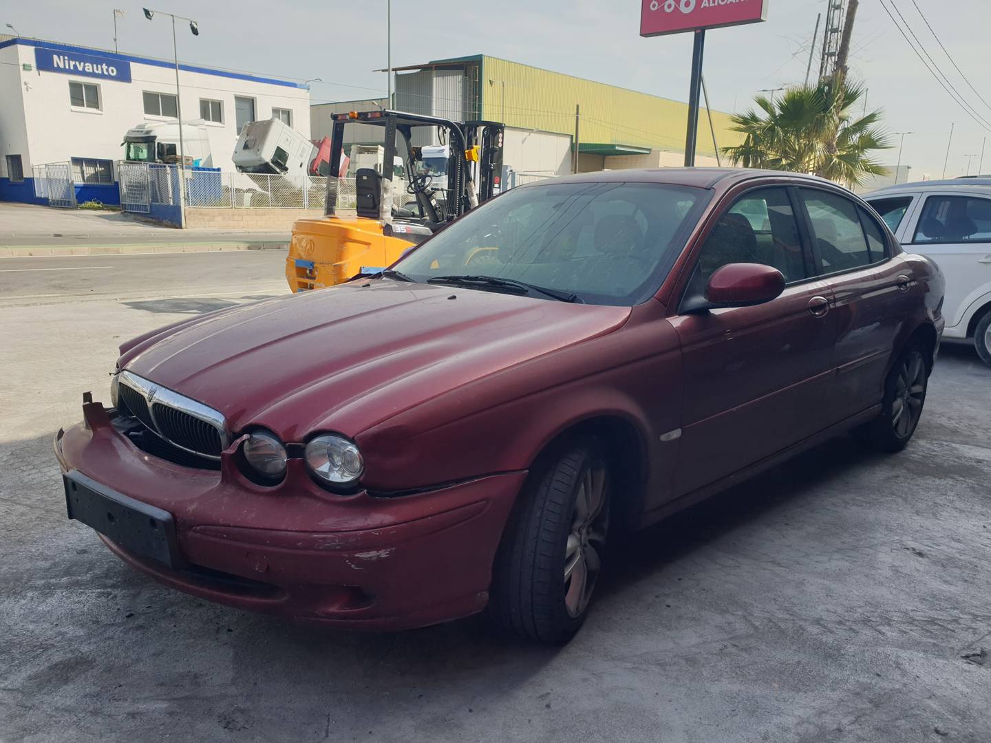 JAGUAR X-TYPE (X400) (2001 - 2010)
