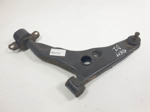 BRAZO SUSPENSION INFERIOR DELANTERO IZQUIERDO MITSUBISHI CARISMA BERLINA 5 (DA0) Autodesguaces Alicante