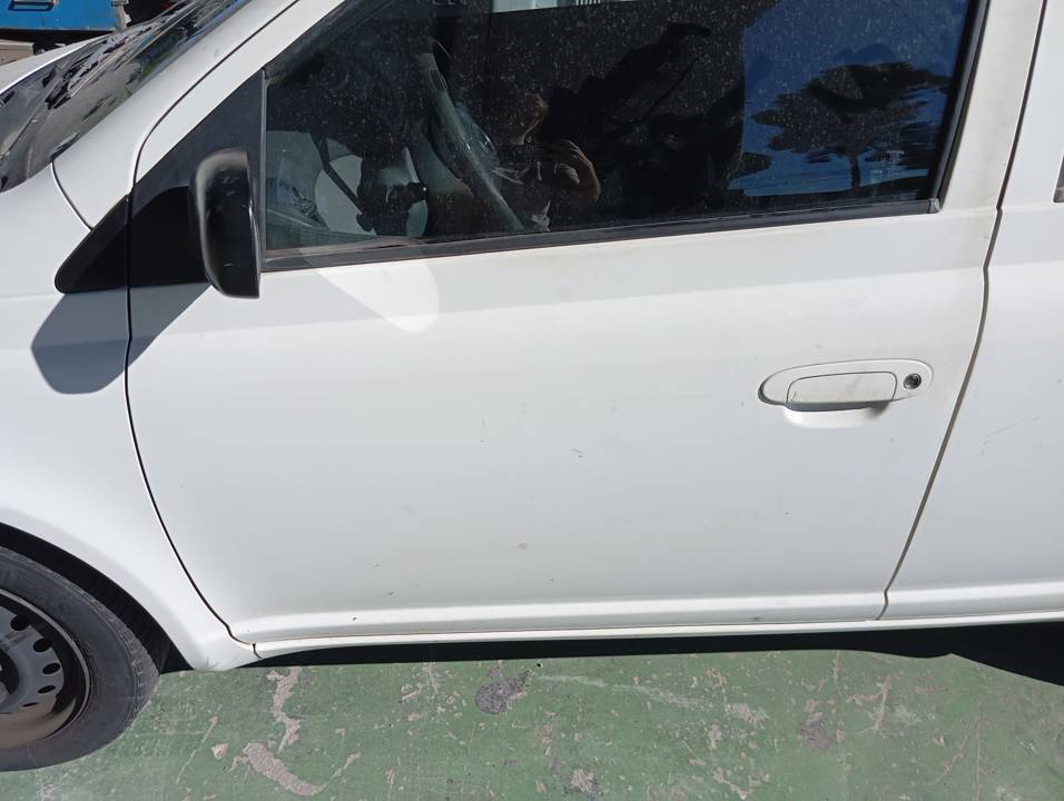 CERRADURA PUERTA DELANTERA IZQUIERDA