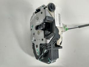 CERRADURA PUERTA TRASERA DERECHA 13503180 OPEL INSIGNIA BERLINA Autodesguaces Alicante