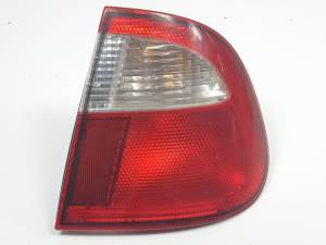 PILOTO TRASERO DERECHO 6K5945096G SEAT CORDOBA BERLINA (6K2) Autodesguaces Alicante