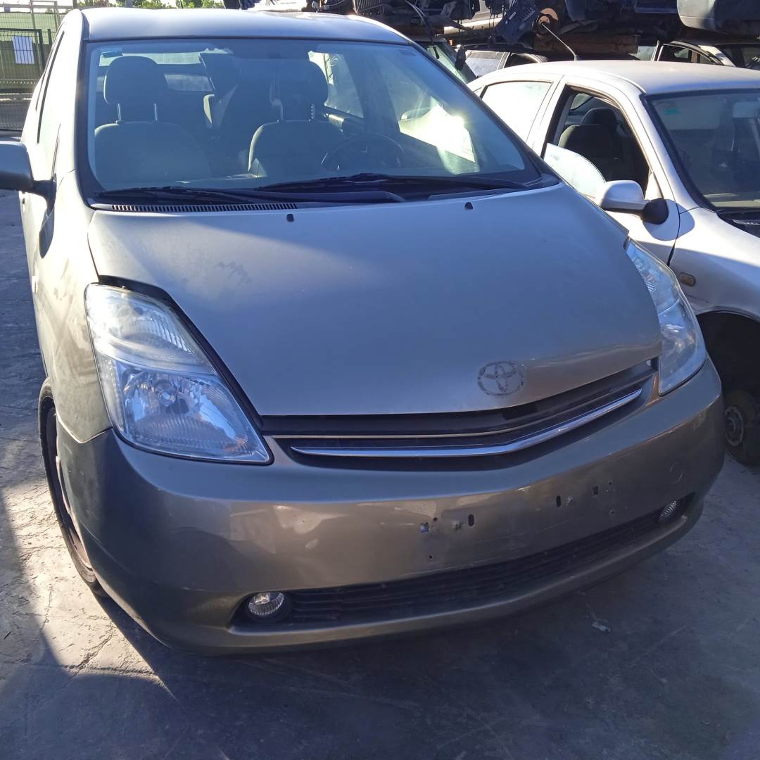 TOYOTA PRIUS (NHW20) (2003 - 2009)