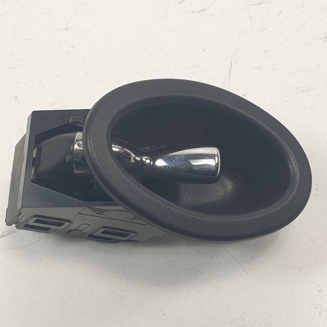 MANDO ELEVALUNAS TRASERO DERECHO - 61319800972 - MINI - COUNTRYMAN (R60)