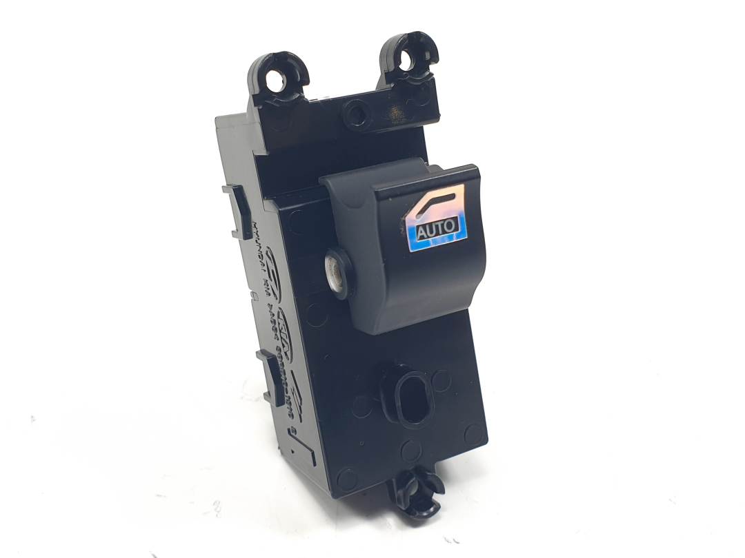 MANDO ELEVALUNAS TRASERO DERECHO - 935803Z000 - HYUNDAI - I40