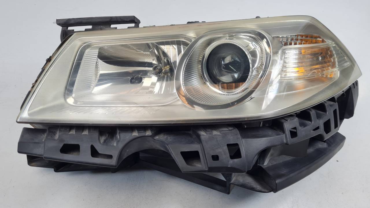 FARO IZQUIERDO 8200412741E RENAULT MEGANE II BERLINA 5P Autodesguaces Alicante