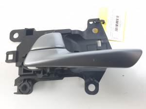 MANETA INTERIOR TRASERA IZQUIERDA HYUNDAI TUCSON Autodesguaces Alicante