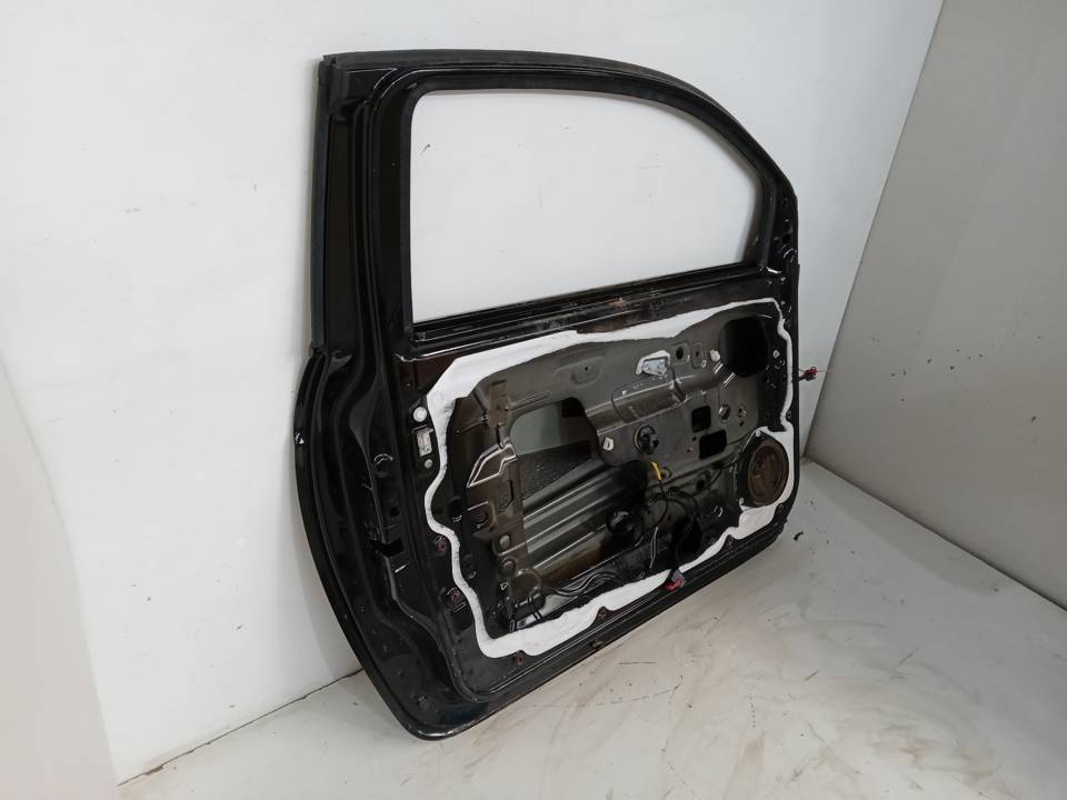 PUERTA DELANTERA IZQUIERDA
