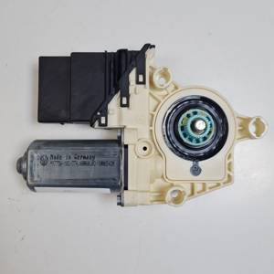 MOTOR ELEVALUNAS TRASERO IZQUIERDO 1K0959703F VOLKSWAGEN PASSAT BERLINA (3C2) Autodesguaces Alicante