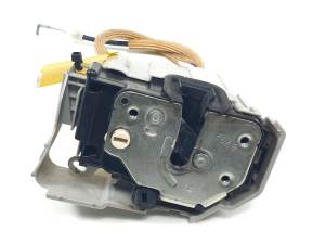 CERRADURA PUERTA TRASERA DERECHA 51827959 FIAT BRAVO (198) Autodesguaces Alicante