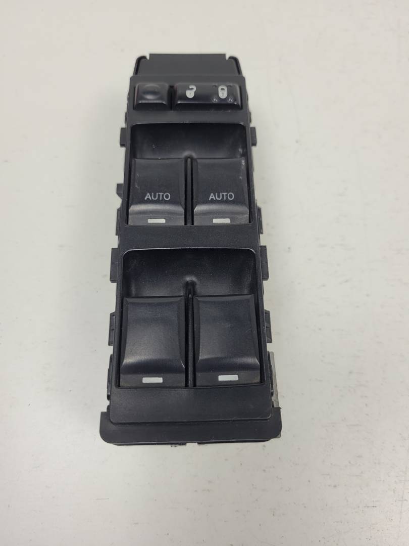 MANDO ELEVALUNAS DELANTERO IZQUIERDO - 04602781AA - CHRYSLER - SEBRING BERLINA