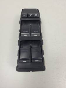 MANDO ELEVALUNAS DELANTERO IZQUIERDO 04602781AA CHRYSLER SEBRING BERLINA Autodesguaces Alicante