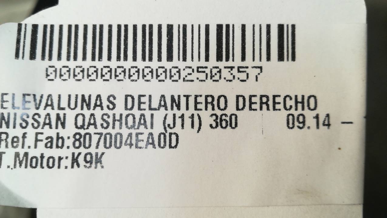 ELEVALUNAS DELANTERO DERECHO