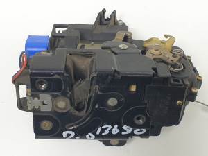 CERRADURA PUERTA DELANTERA DERECHA 3B2837016R SKODA FABIA FAMILIAR (6Y5) Autodesguaces Alicante