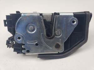 CERRADURA PUERTA DELANTERA DERECHA 7318416 MINI COUNTRYMAN (R60) Autodesguaces Alicante