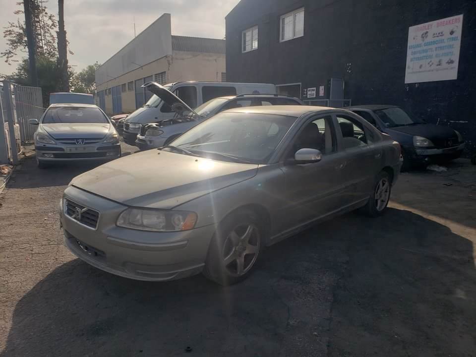 VOLVO S60 BERLINA (P24) (2000 - 2010)