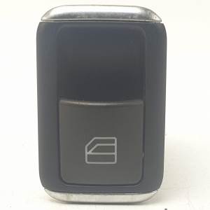 MANDO ELEVALUNAS TRASERO DERECHO A2049058202 MERCEDES CLASE C (W204) BERLINA Autodesguaces Alicante