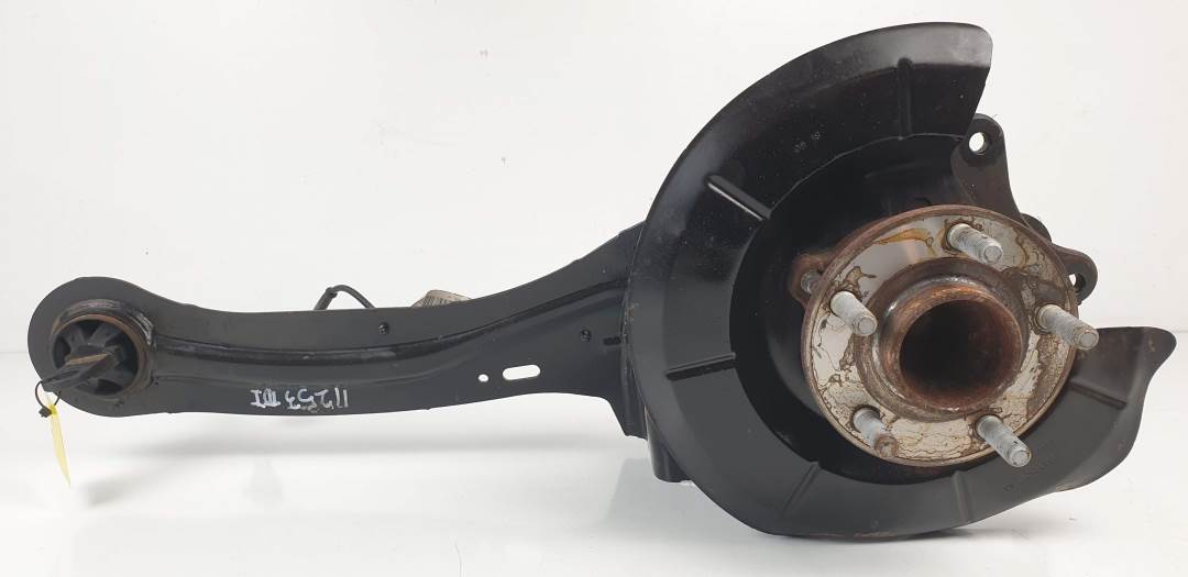 MANGUETA TRASERA IZQUIERDA - BV615A969CC - FORD - FOCUS LIM.