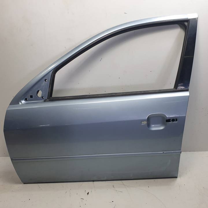 PUERTA DELANTERA IZQUIERDA FORD MONDEO TURNIER (GE) Autodesguaces Alicante