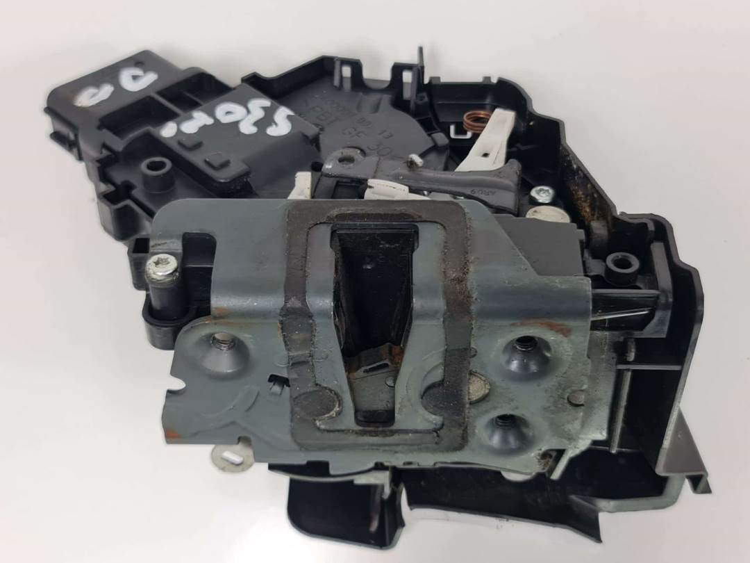 CERRADURA PUERTA DELANTERA DERECHA - 3M5AR21812ET - FORD - FOCUS TURNIER (CB4)