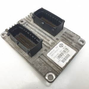 CENTRALITA MOTOR UCE 6160109806 FIAT GRANDE PUNTO (199) Autodesguaces Alicante