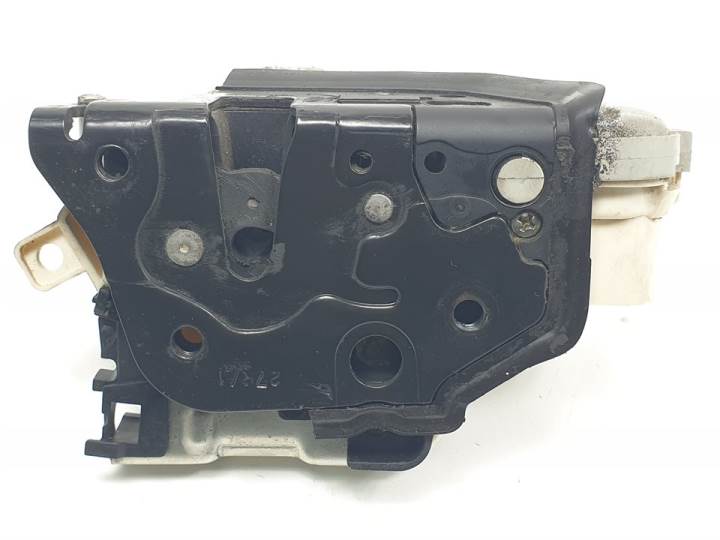 CERRADURA PUERTA DELANTERA DERECHA 8J2837016D AUDI TT (8J3/8J9) Autodesguaces Alicante