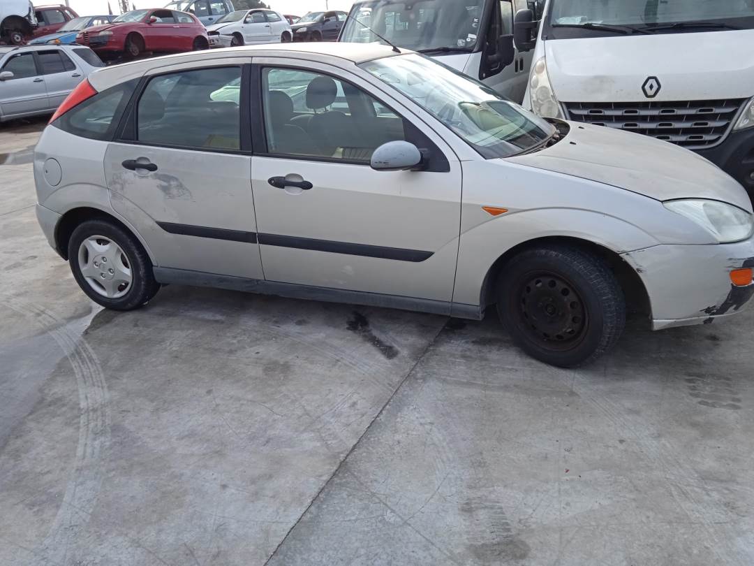 FORD FOCUS BERLINA (CAK) (1998 - 2005)