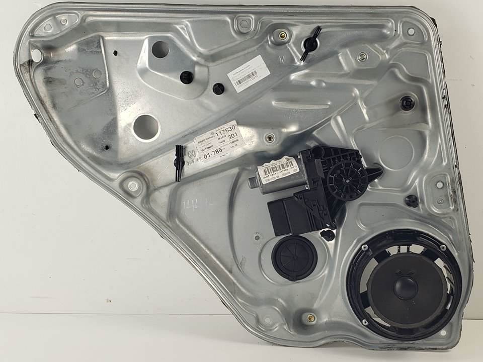 ELEVALUNAS TRASERO IZQUIERDO - 3B9839751BF - VOLKSWAGEN - PASSAT VARIANT (3B6)